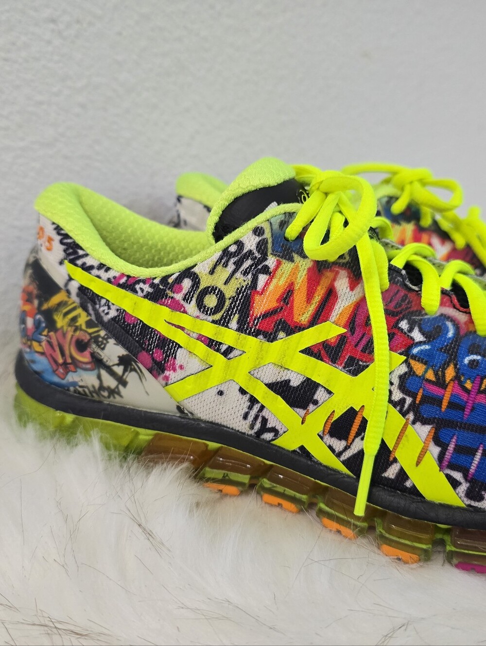 ASICS 2015 New York City Marathon Running Shoes - Picture 4 of 10
